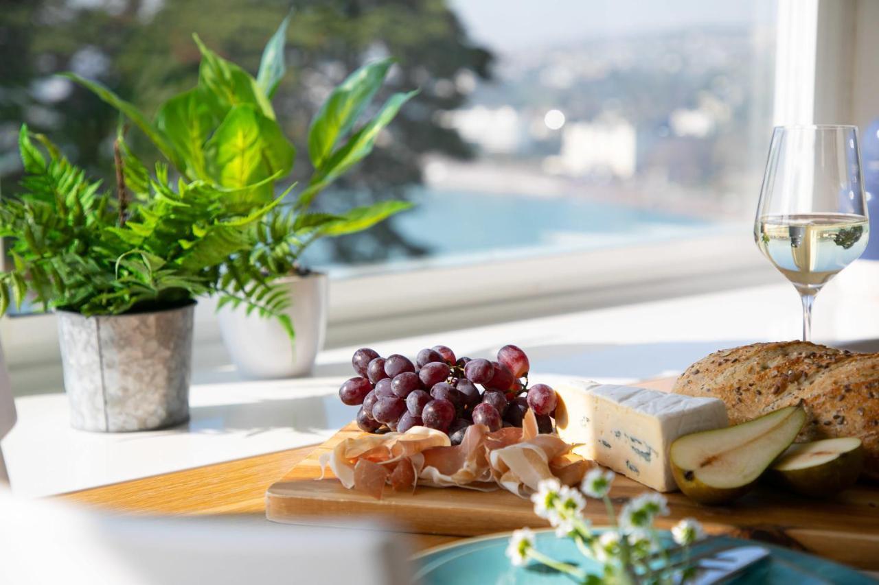 Wellswood Apartment - Sunny Apartment With Stunning Sea Views And Private Balcony 토키 외부 사진
