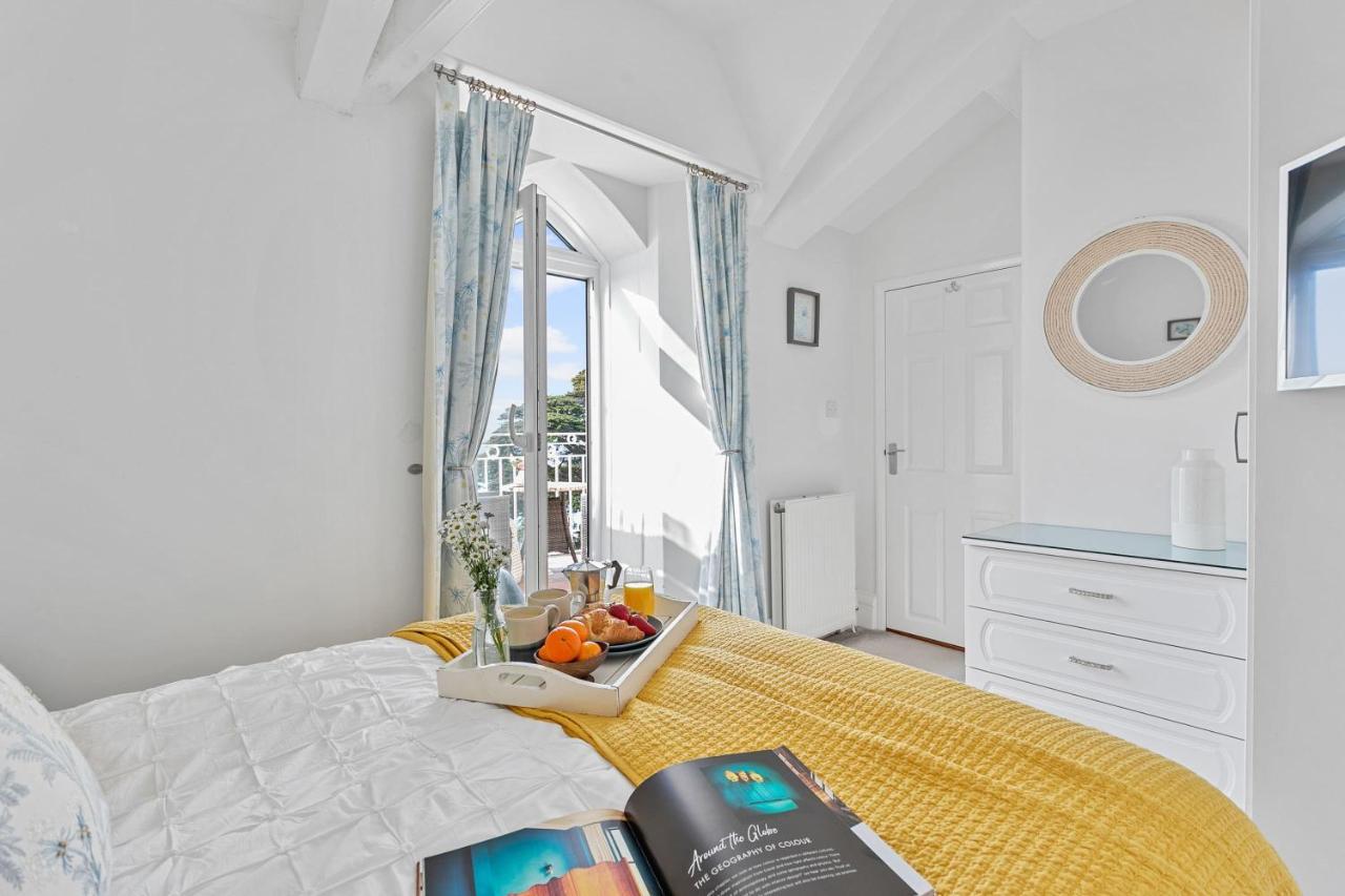 Wellswood Apartment - Sunny Apartment With Stunning Sea Views And Private Balcony 토키 외부 사진